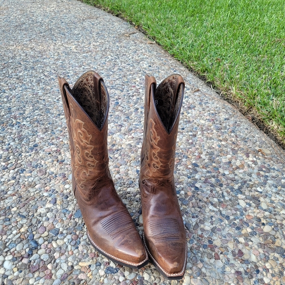 Ariat boots - Picture 4 of 12